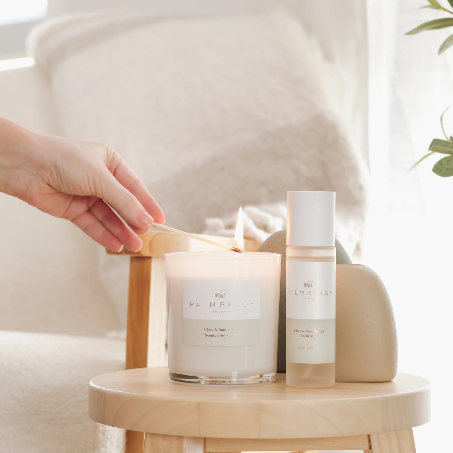 Clove & Sandalwood Scented Candle 420g | Palm Beach