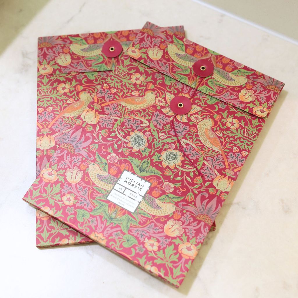 Strawberry Thief Scented Drawer Liners | William Morris at Home