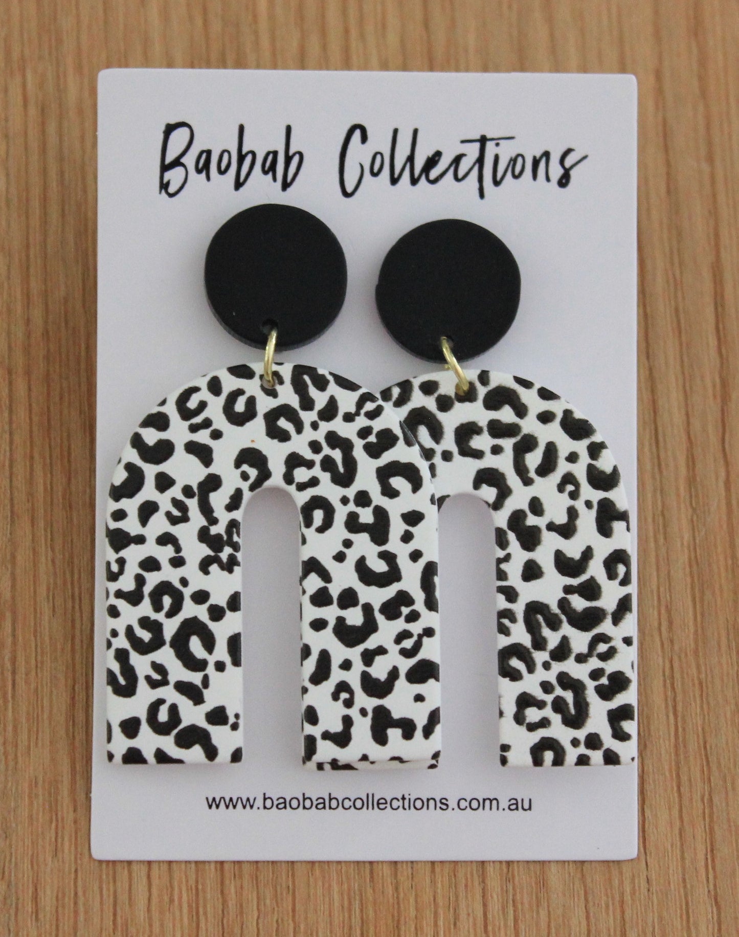Leopard Horseshoe Earring: Black & White