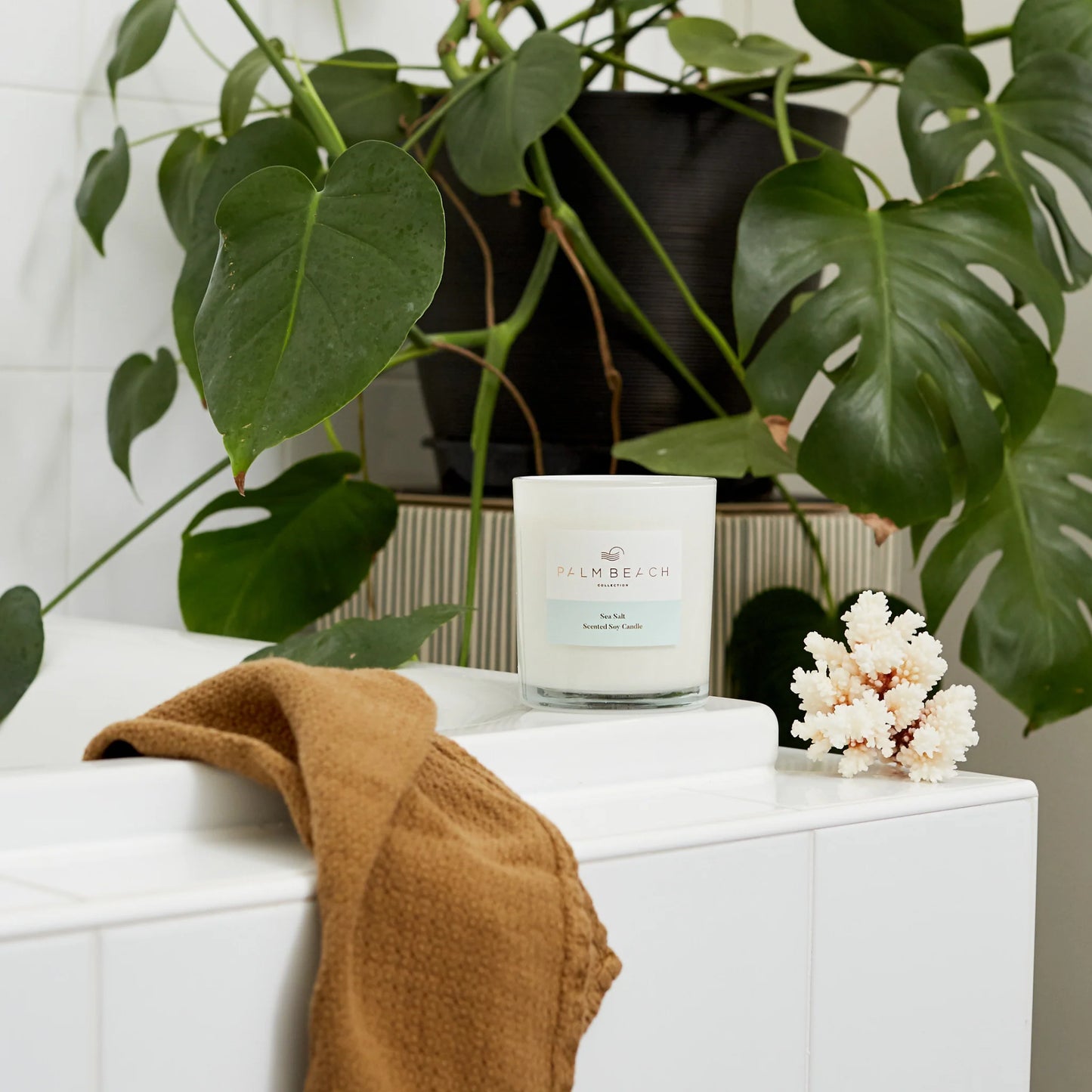 Sea Salt Scented Candle 420g | Palm Beach