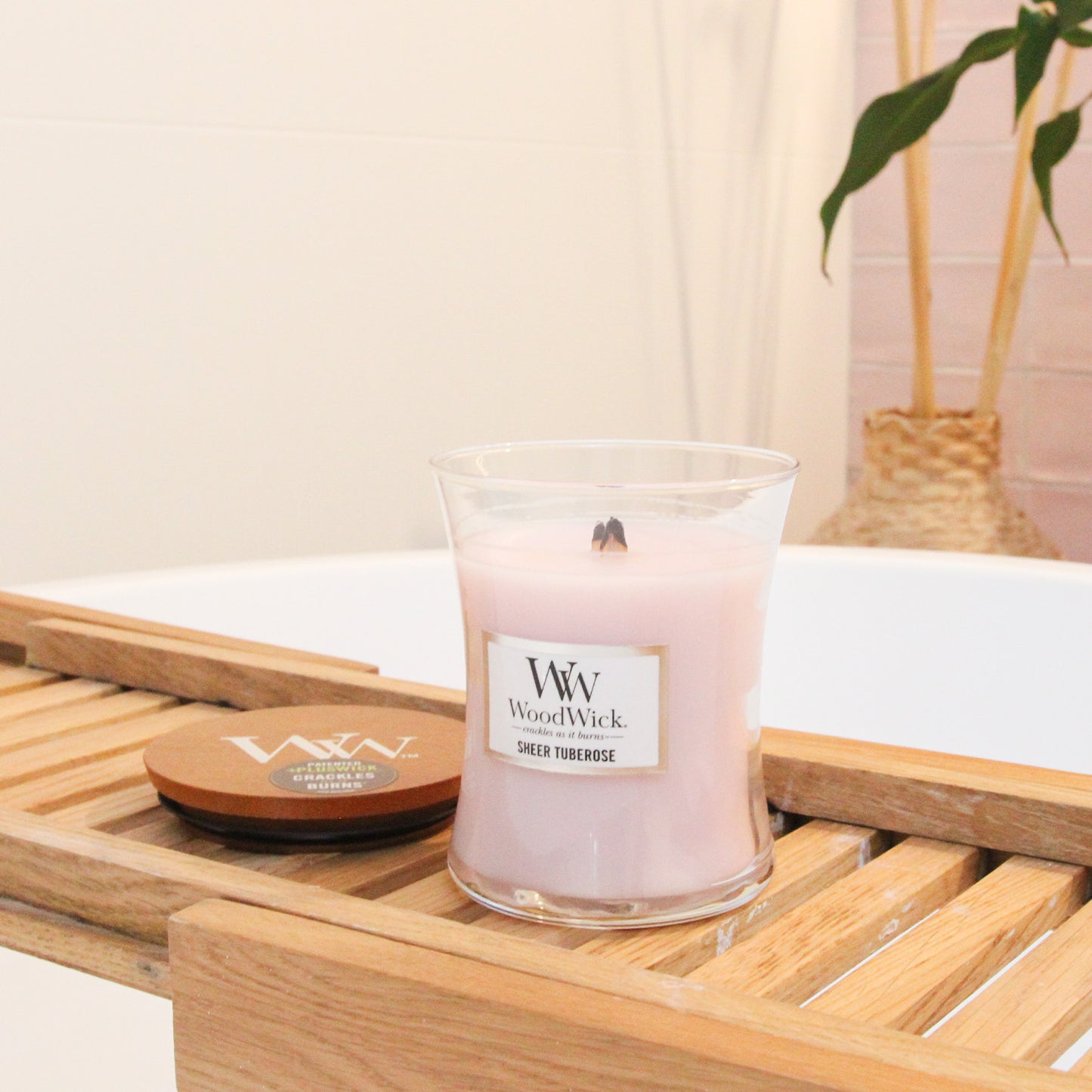 WoodWick Candle | Sheer Tuberose | Medium