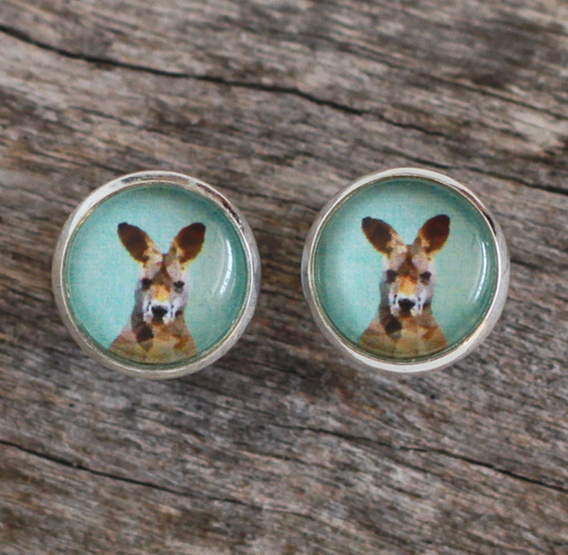 Kangaroo Studs