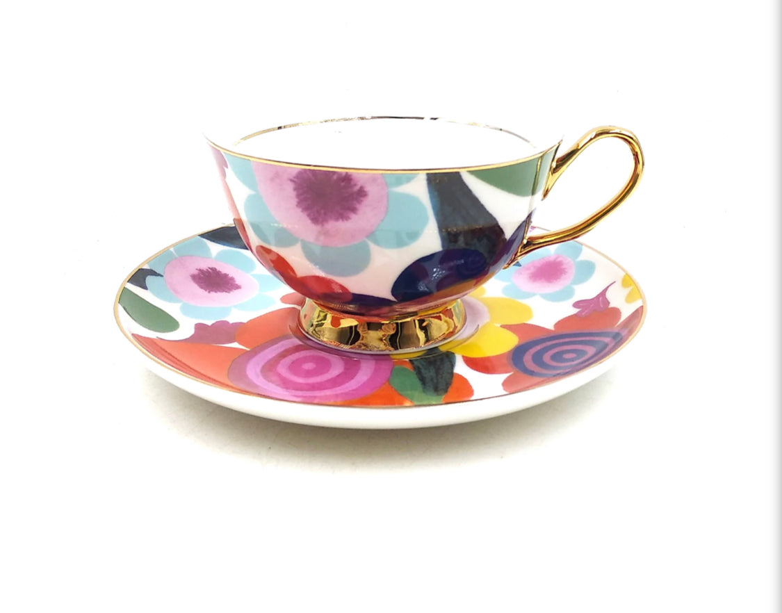 LyndalT- Flourish Teacup & Saucer 250ml