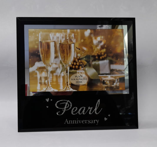 30 Anniversary (Pearl) Glass Photo Frame - Black & Silver