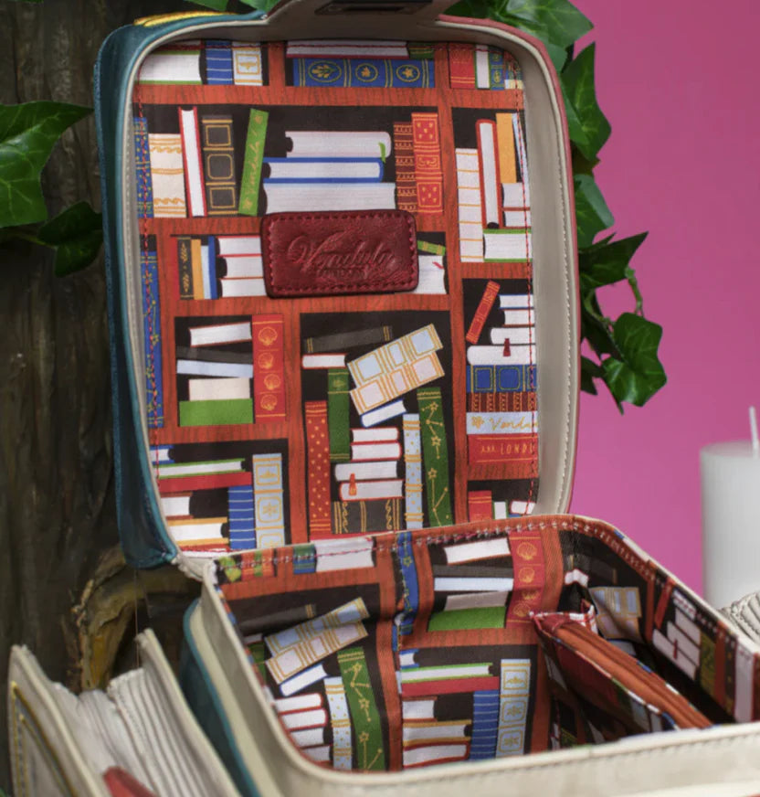 Bookshelf Boulevard Book Stack Bag | Vendula London