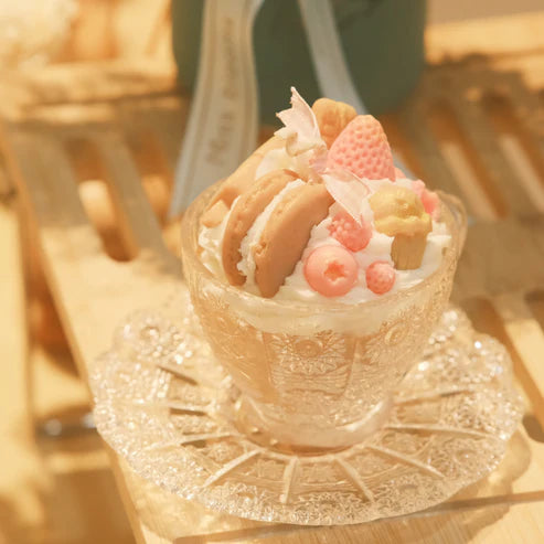 Vanilla Caramel Premium Vintage Tea Cup Candle | Miss Blooms