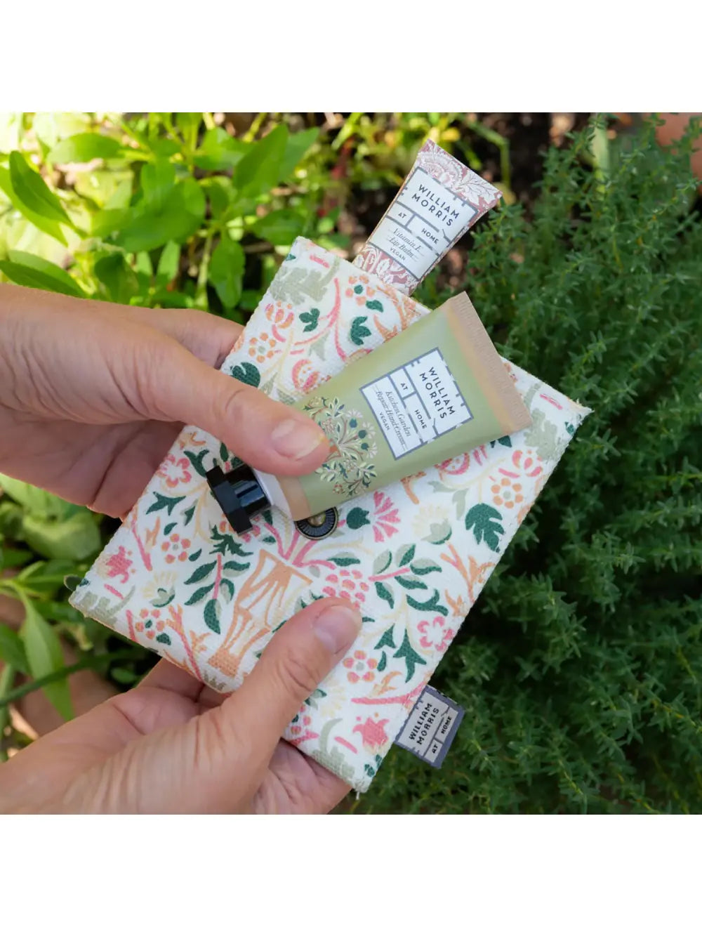 Kitchen Garden Back Pocket Duo Gift Set | William Morris at Home