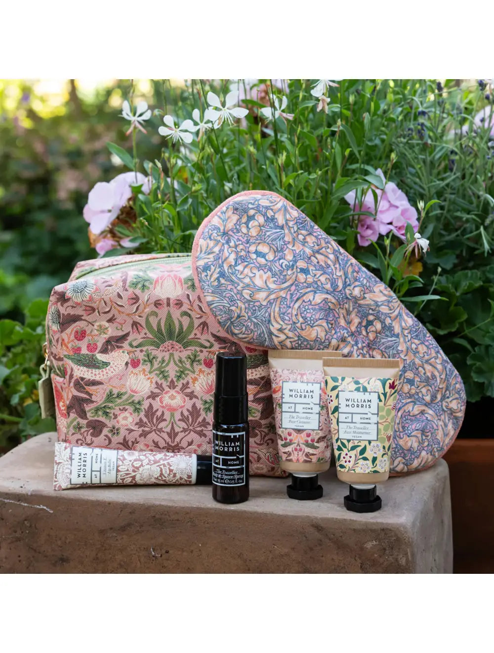The Voyager In Flight Kit | William Morris at Home